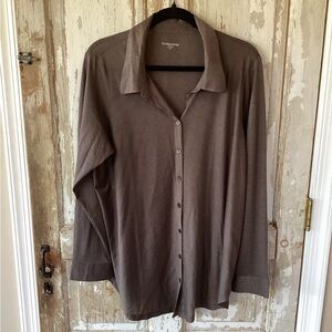 EILEEN FISHER WOMAN Button-Front Shirt in Taupe Brown - 1X - 70/30 Silk/Cotton